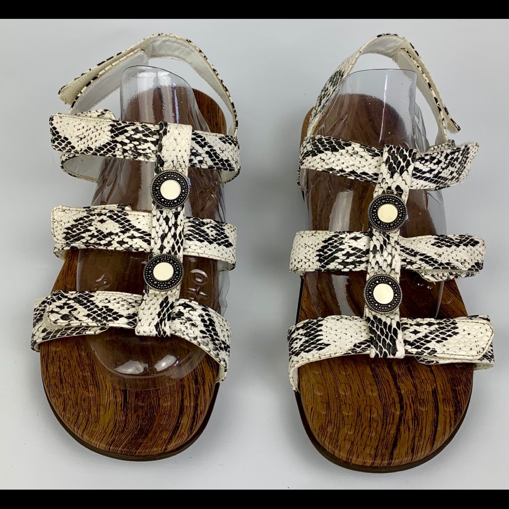 Orthoheel Vionic Sandals 9 Bl/Wh Vegan Snake Skin